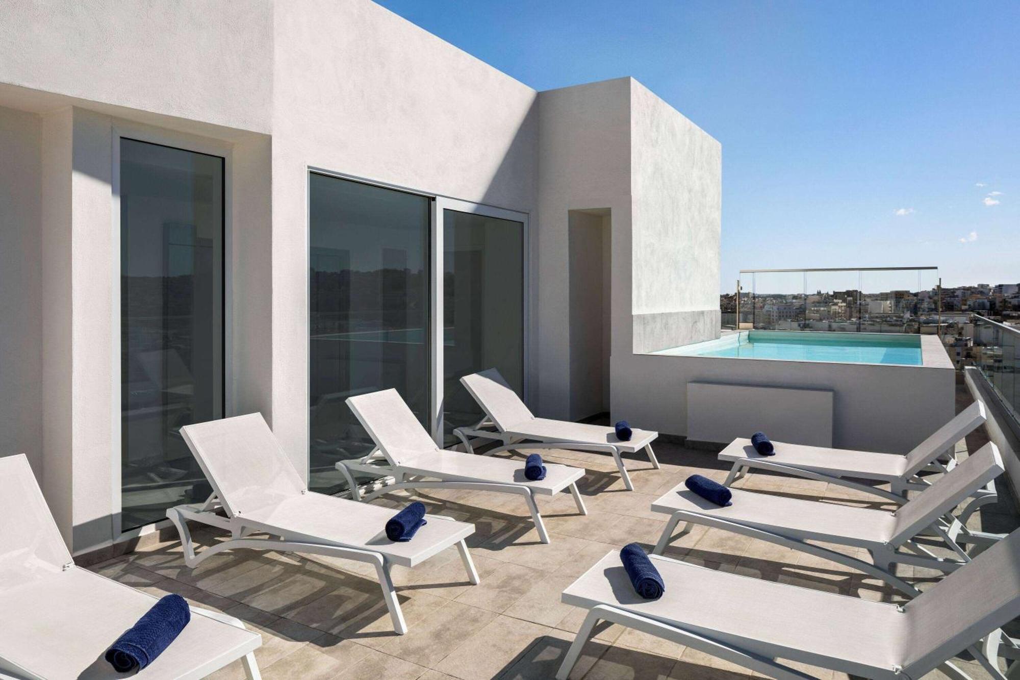 Quadro Hotel, Trademark Collection By Wyndham San Julián Exterior foto